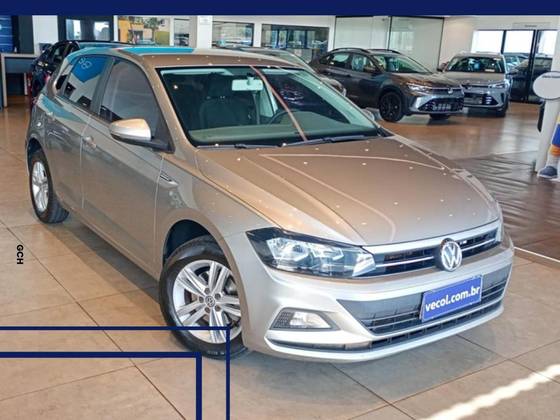 VOLKSWAGEN POLO 1.0 200 TSI COMFORTLINE AUTOMÁTICO